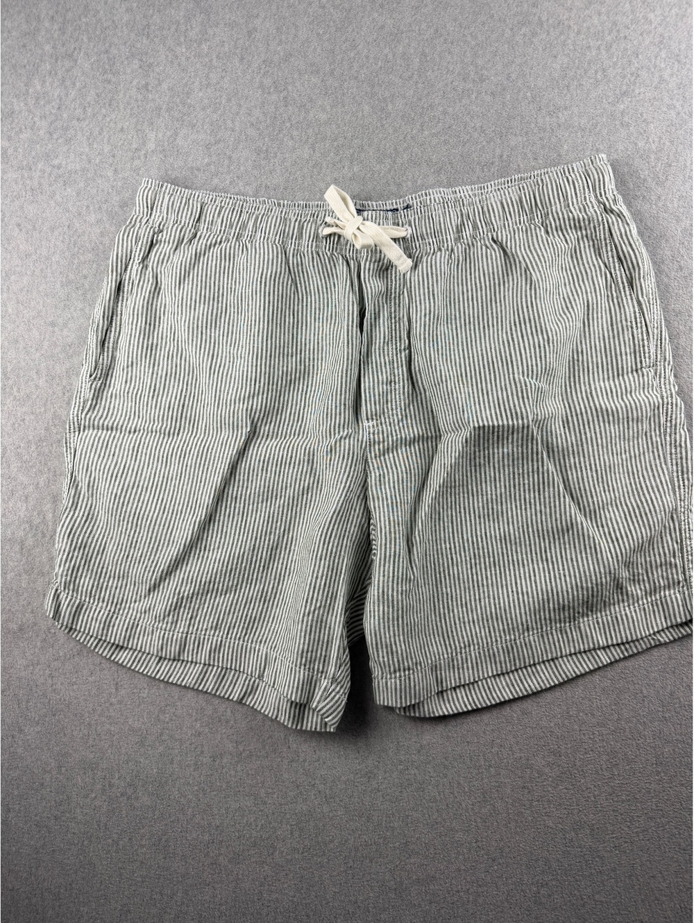 Vineyard Vines Men's Linen Striped Shorts XL
